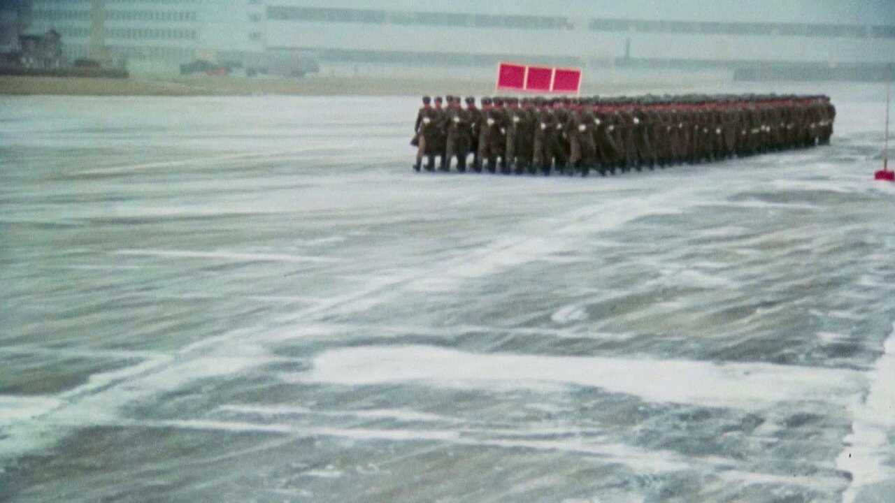 FR - L'Armée rouge (2021) (FR) 0