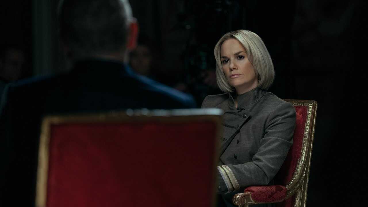 EX - A Very Royal Scandal (2024) 1