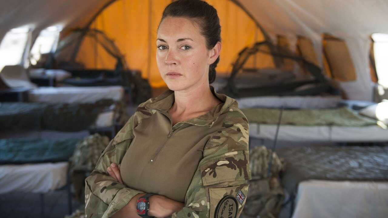 FR - Molly, une femme au combat (2014) (GB) 4
