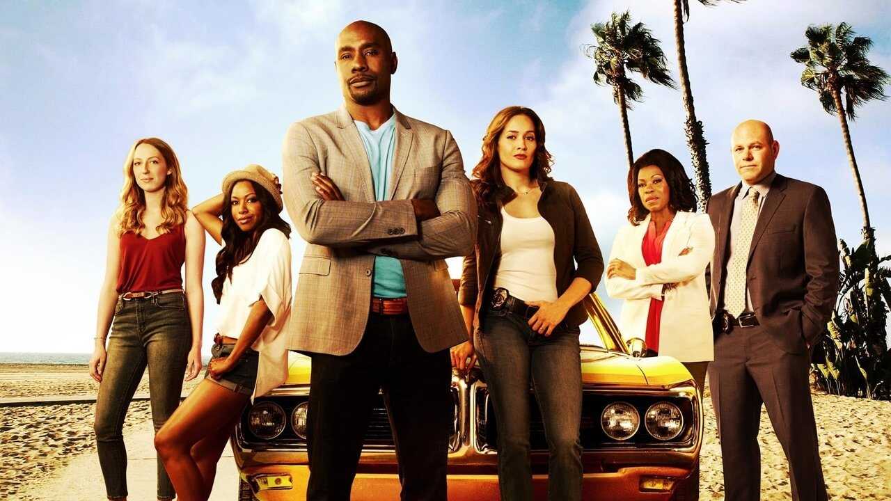 FR - Rosewood (2015) (US) 3