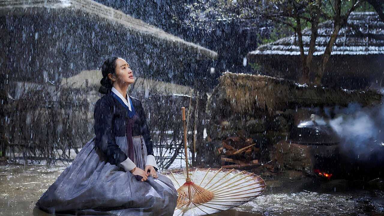 LAT - Under the Queen's Umbrella (2022) 2