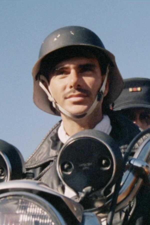 Los surfistas nazis deben morir (1987) 0