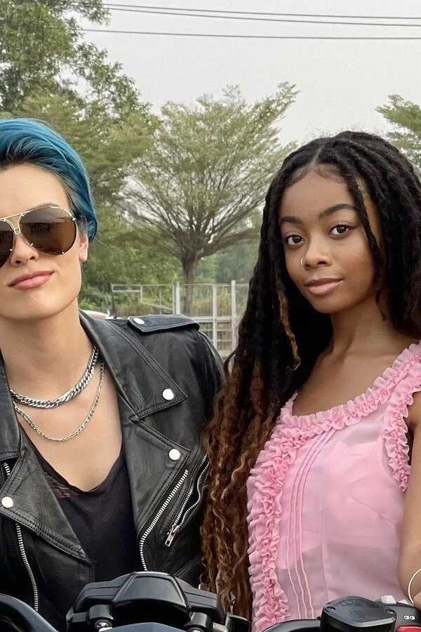 Sheroes (2023) 0