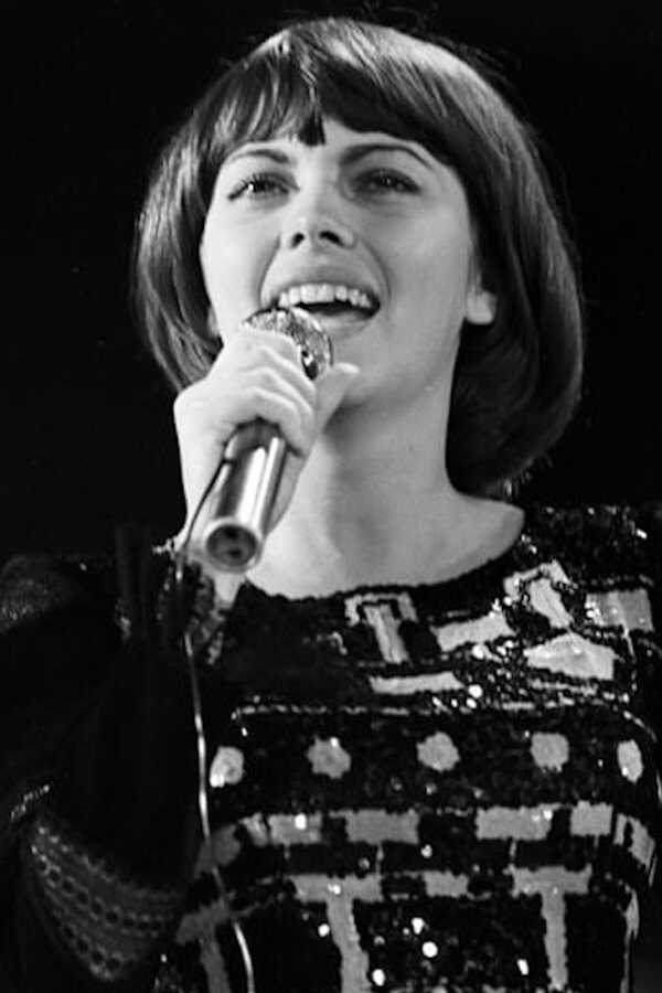 Mireille Mathieu - Chanter… et rien d‘autre (2021) 0