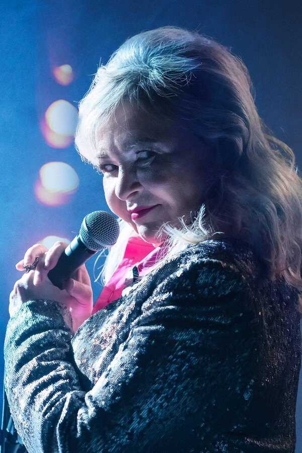 Roseanne Barr: Cancel This! (2023) 0