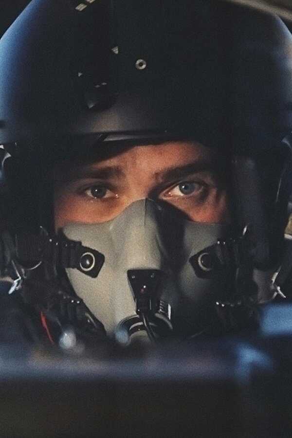 Top Gunner (2020) 0