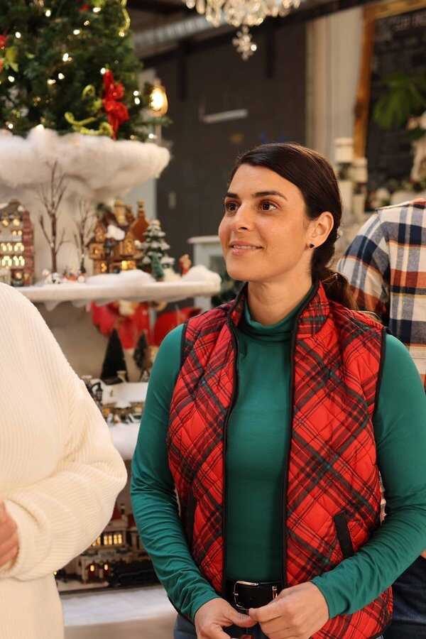 Me and Mr. Christmas (2023) 0