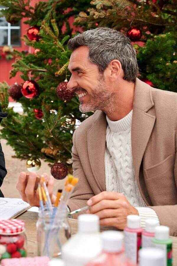 How to Fall in Love by Christmas (2023) 0