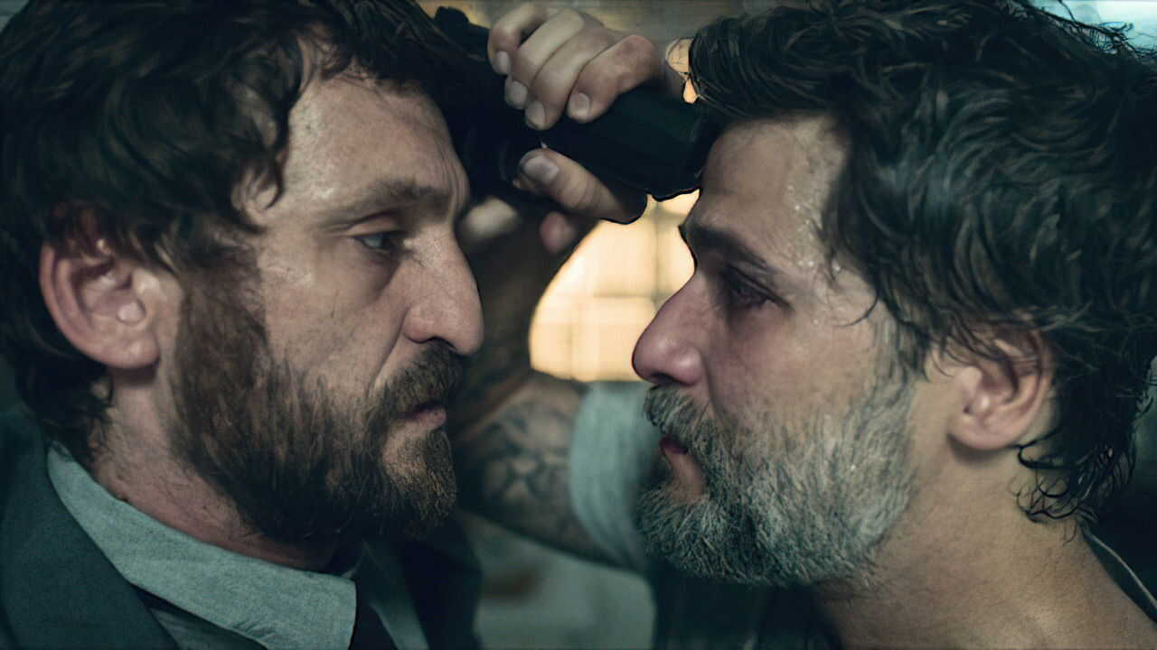 FR - Santo (2022) (ES) 1